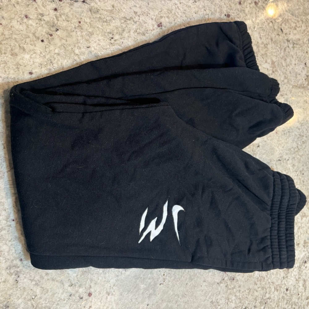 Nike youth medium sweat pants